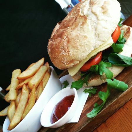 Snapperman Beach Cafe - Redcliffe Tourism 0