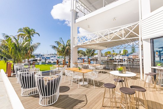 Flynns Beach ACT Redcliffe Tourism