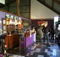 Cargo Road Winery Cafe - Redcliffe Tourism
