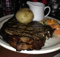 donegans steak house - Redcliffe Tourism