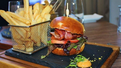Remington Restaurant - Redcliffe Tourism 15