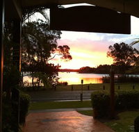 Riverside Tavern - Redcliffe Tourism