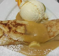 Cups' N' Saucers - Redcliffe Tourism