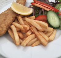 Spinning Wheel Hotel - Redcliffe Tourism