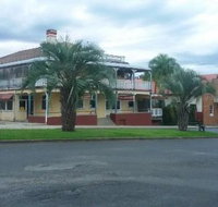 Coach House Inn - Redcliffe Tourism