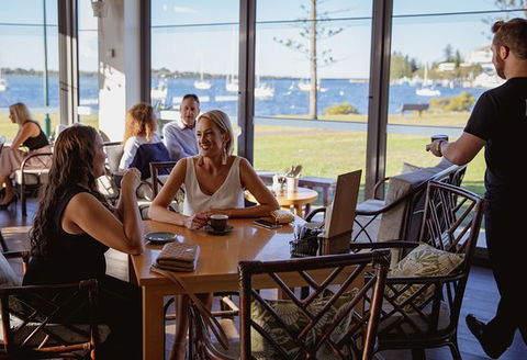 The Westport Club - Redcliffe Tourism 0
