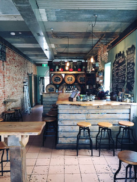 Cantina Sociale - Redcliffe Tourism 1