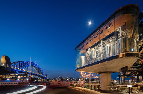 The Squire's Landing - Redcliffe Tourism 2