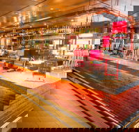 The Red Lion - Redcliffe Tourism