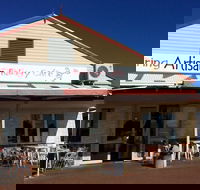 Mundaring Artisan Bakery Cafe - Redcliffe Tourism