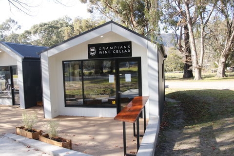 Grampians Wine Cellar - Redcliffe Tourism 1