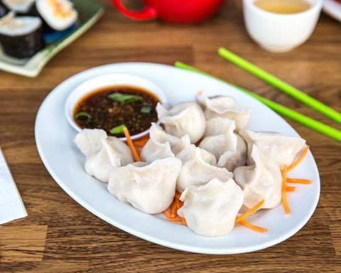YoYo Noodle Sushi Dumpling Bar - Redcliffe Tourism 0