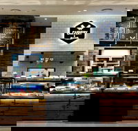 Carvery  Seafood - Redcliffe Tourism