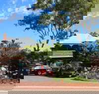 Mundaring Weir Hotel - Redcliffe Tourism