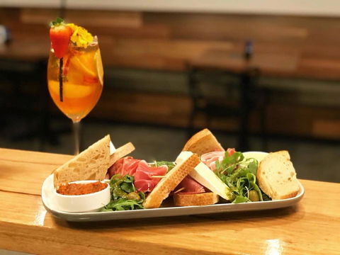 Cenzo's Cafe And Bar - Redcliffe Tourism 0