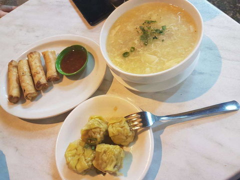 Chez Tessa - Redcliffe Tourism 0