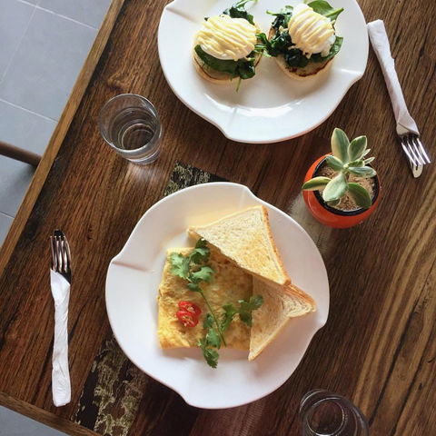 IneXterior Cafe - Redcliffe Tourism 0