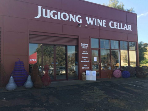 Jugiong Wine Cellar - Redcliffe Tourism 0