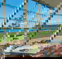 Zebu Bar and  Restaurant - Redcliffe Tourism