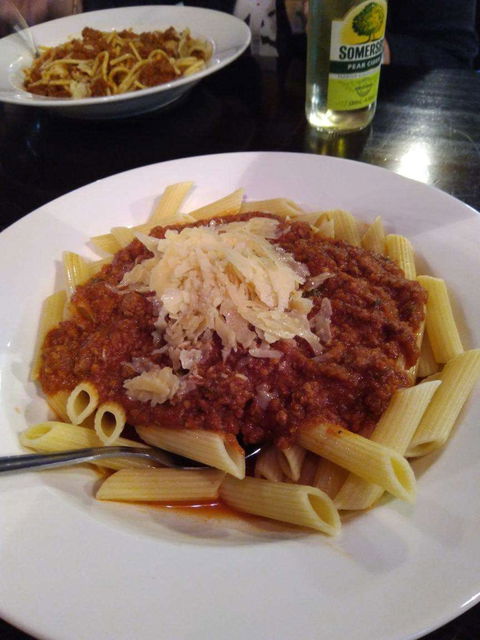 Macedon Railway Hotel - Redcliffe Tourism 0