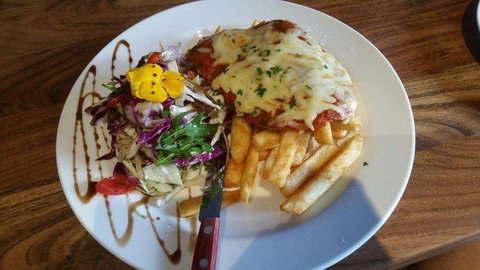 Milano's - Redcliffe Tourism 0