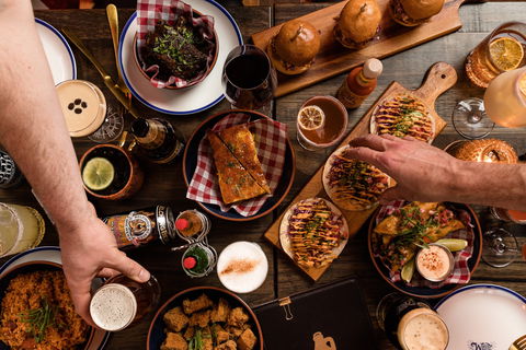 White Oaks Saloon Bar And Dining - Redcliffe Tourism 0