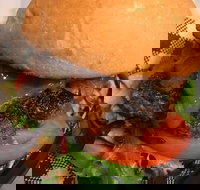 Benz on Miller - Redcliffe Tourism