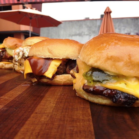 Billy's Backyard BBQ - Redcliffe Tourism 0