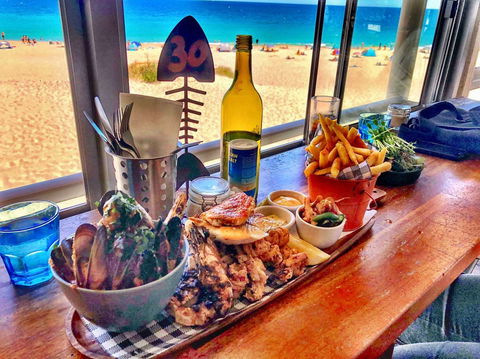 Clancy's Fish Pub - City Beach - Redcliffe Tourism 0