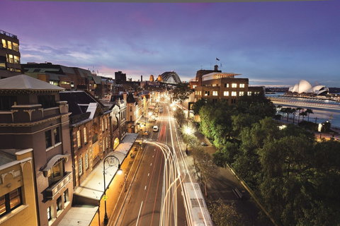 The Observer Hotel - Redcliffe Tourism 0