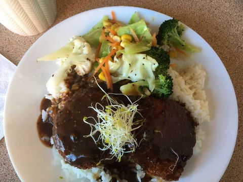 Veggie On Board - Redcliffe Tourism 0