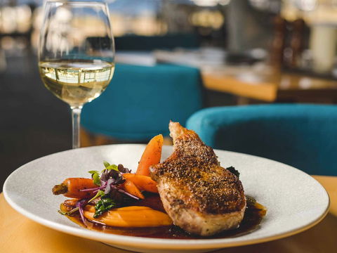 Aqua Restaurant - Redcliffe Tourism 2