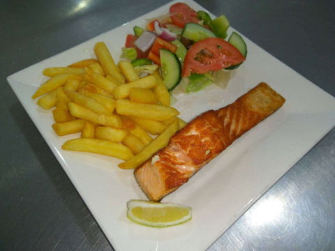 B.L.T. Breakfast Lunch & Tea - Redcliffe Tourism 0