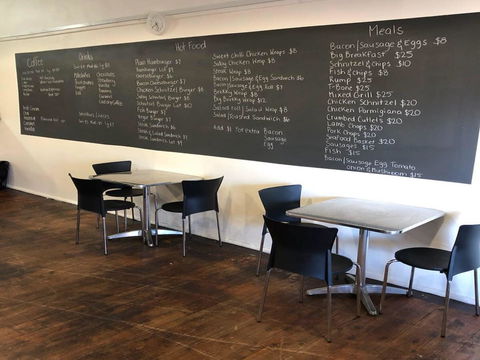 Bourke's Best Bites - Redcliffe Tourism 1