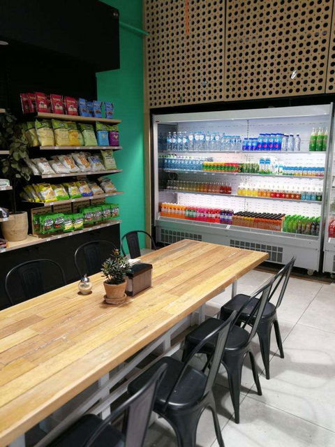 365 Foodstore - Docklands - Redcliffe Tourism 0