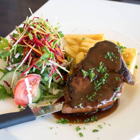 Hotel Pacific - Redcliffe Tourism 0
