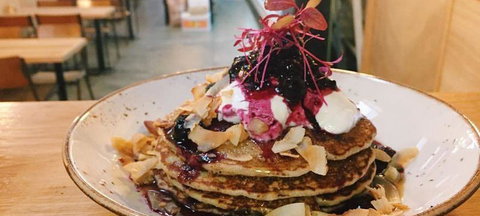 Bread & Stone - Redcliffe Tourism 1