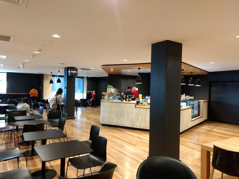 Swift's - Redcliffe Tourism 0