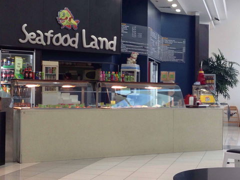Seafood Land - Redcliffe Tourism 0