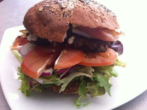 M&M Burger Bar And Take Away - Redcliffe Tourism 0