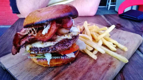 3 Monkeys Cafe - Redcliffe Tourism 0