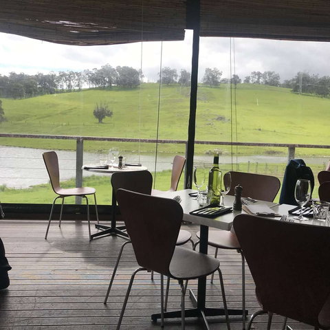 Hackersley - Redcliffe Tourism 0