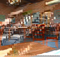 Miss Francesca's - Redcliffe Tourism