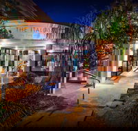 The Italian on the Hill - Redcliffe Tourism