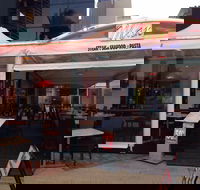Max Restaurant - Redcliffe Tourism