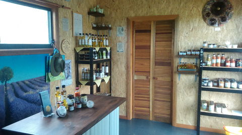 Petite Provence - Redcliffe Tourism 0