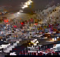 Noelene's Book Cafe - Redcliffe Tourism
