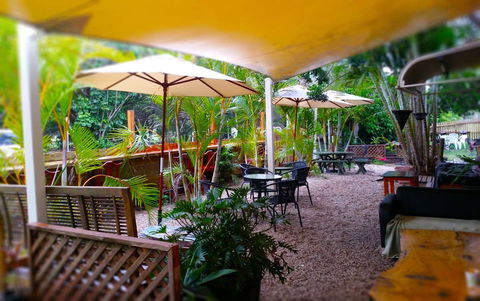 Oasis At Byron - Redcliffe Tourism 0