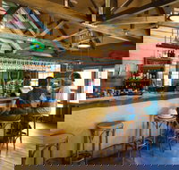 Tannin Restaurant at the Tarkine Tavern - Redcliffe Tourism