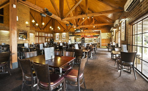 Macquarie Inn - Dubbo - Redcliffe Tourism 0